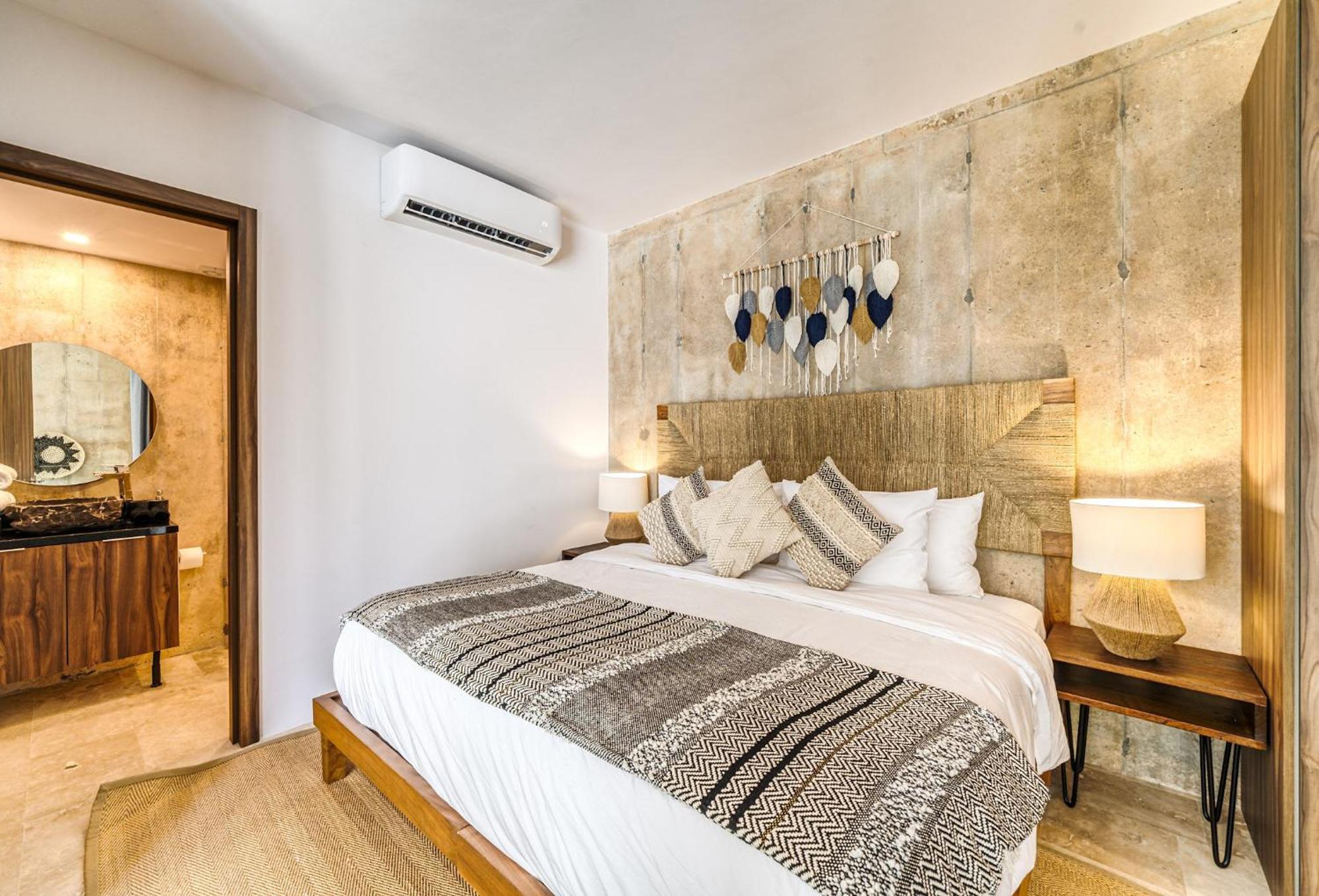 Unique 1Br Swim Up Cenote, And Gym Apartment Tulum Room photo